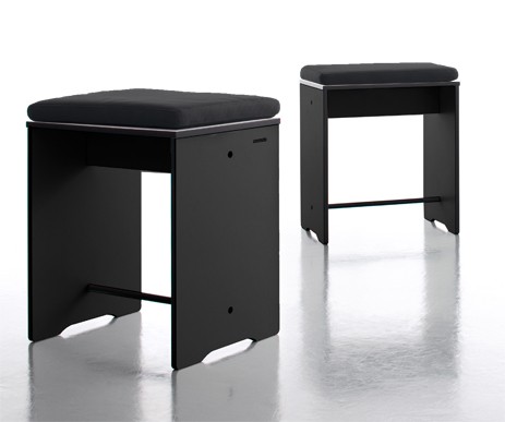 designerski stołek z hpl-u