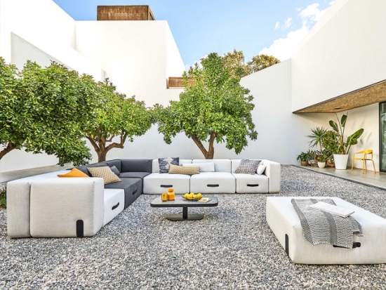 nowoczesna sofa modułowa na taras, meble ogrodowe, meble całoroczne do ogrodu